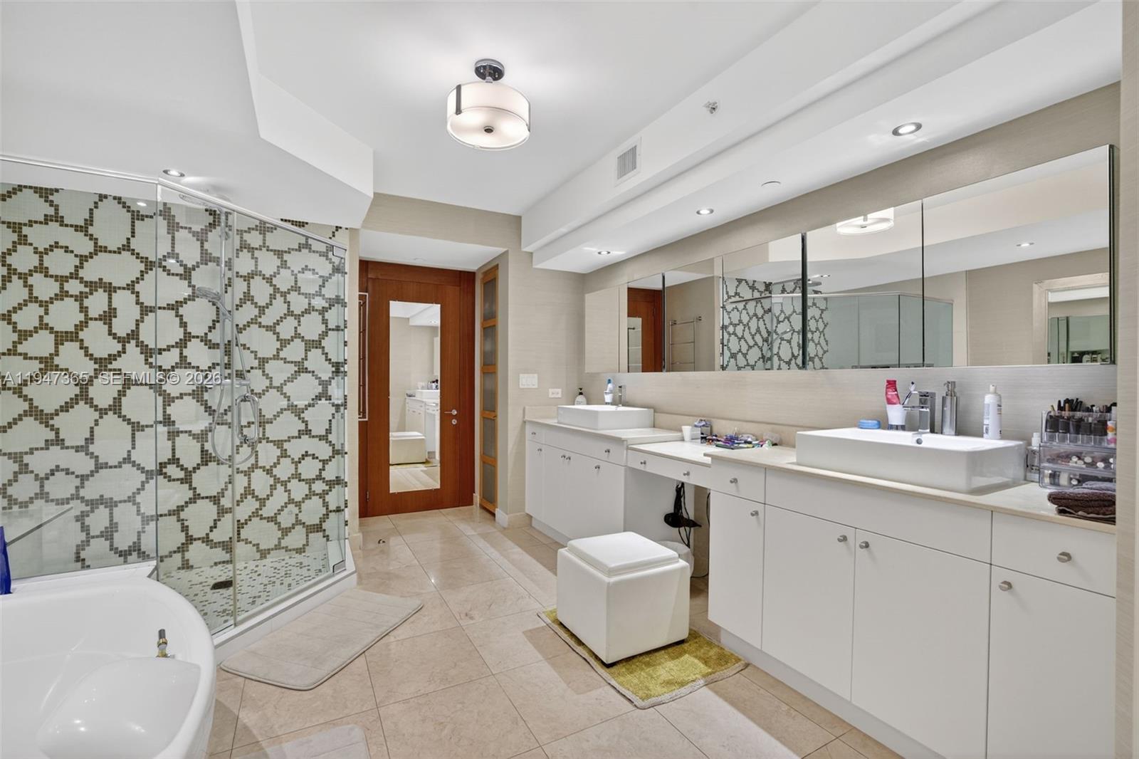 3201 NE 183rd St #906, Aventura FL 33160