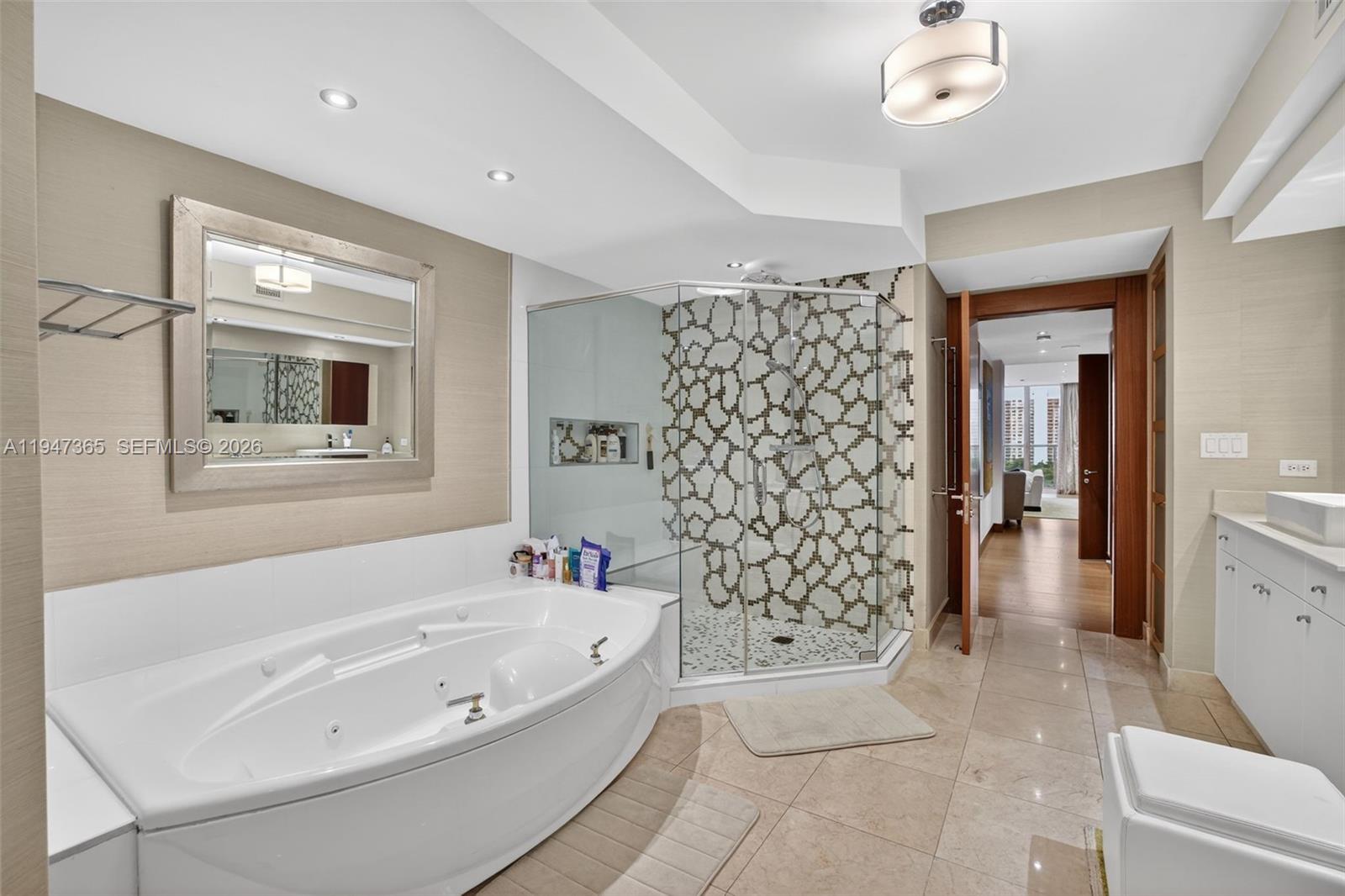 3201 NE 183rd St #906, Aventura FL 33160
