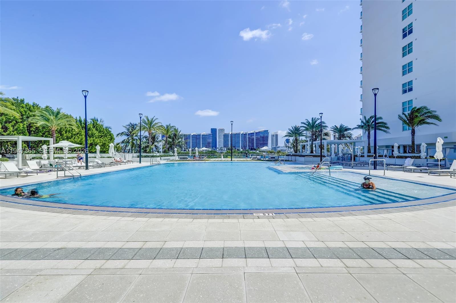 3201 NE 183rd St #906, Aventura FL 33160