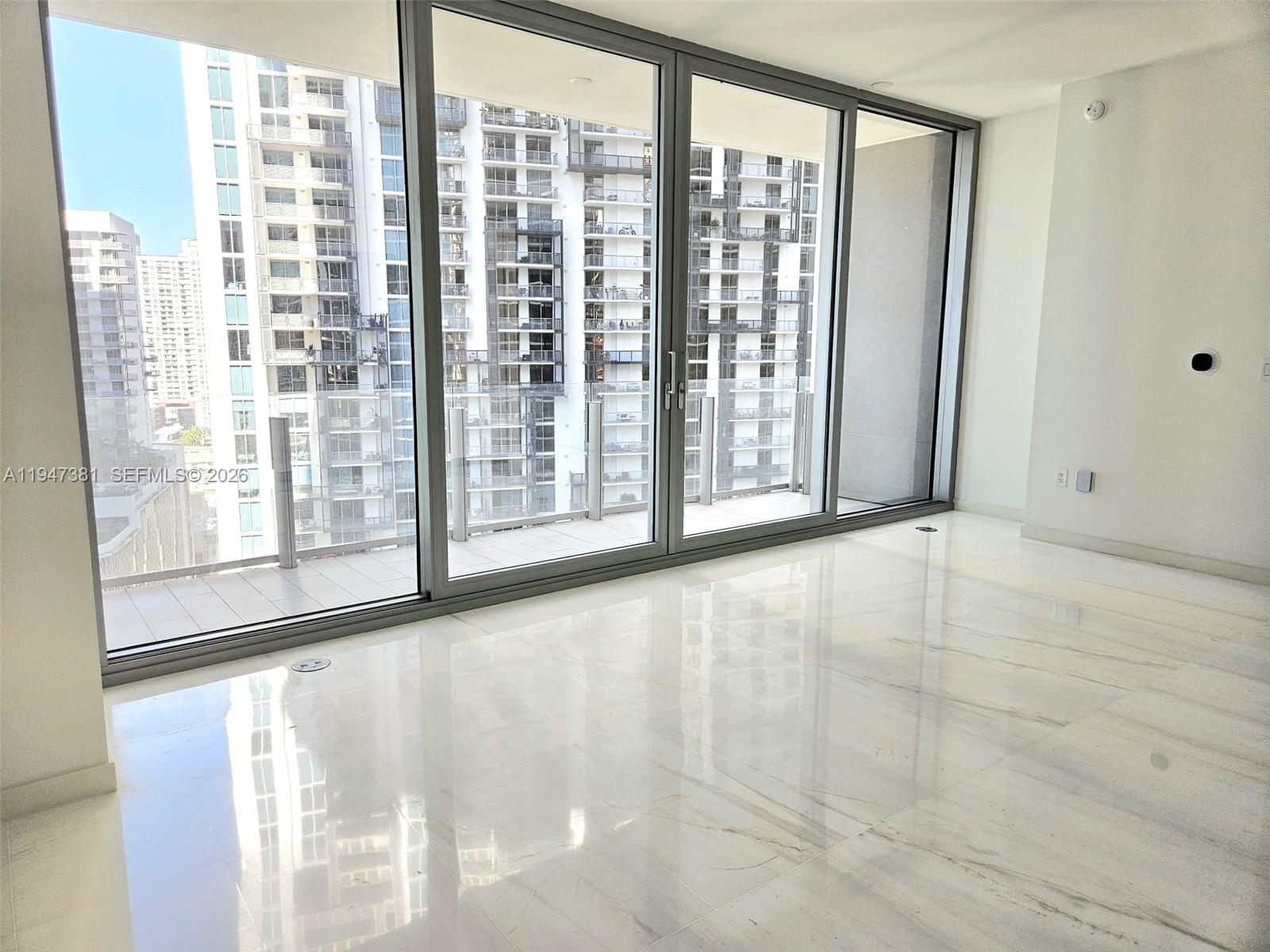 300 Biscayne Blvd Way #2208, Miami FL 33131