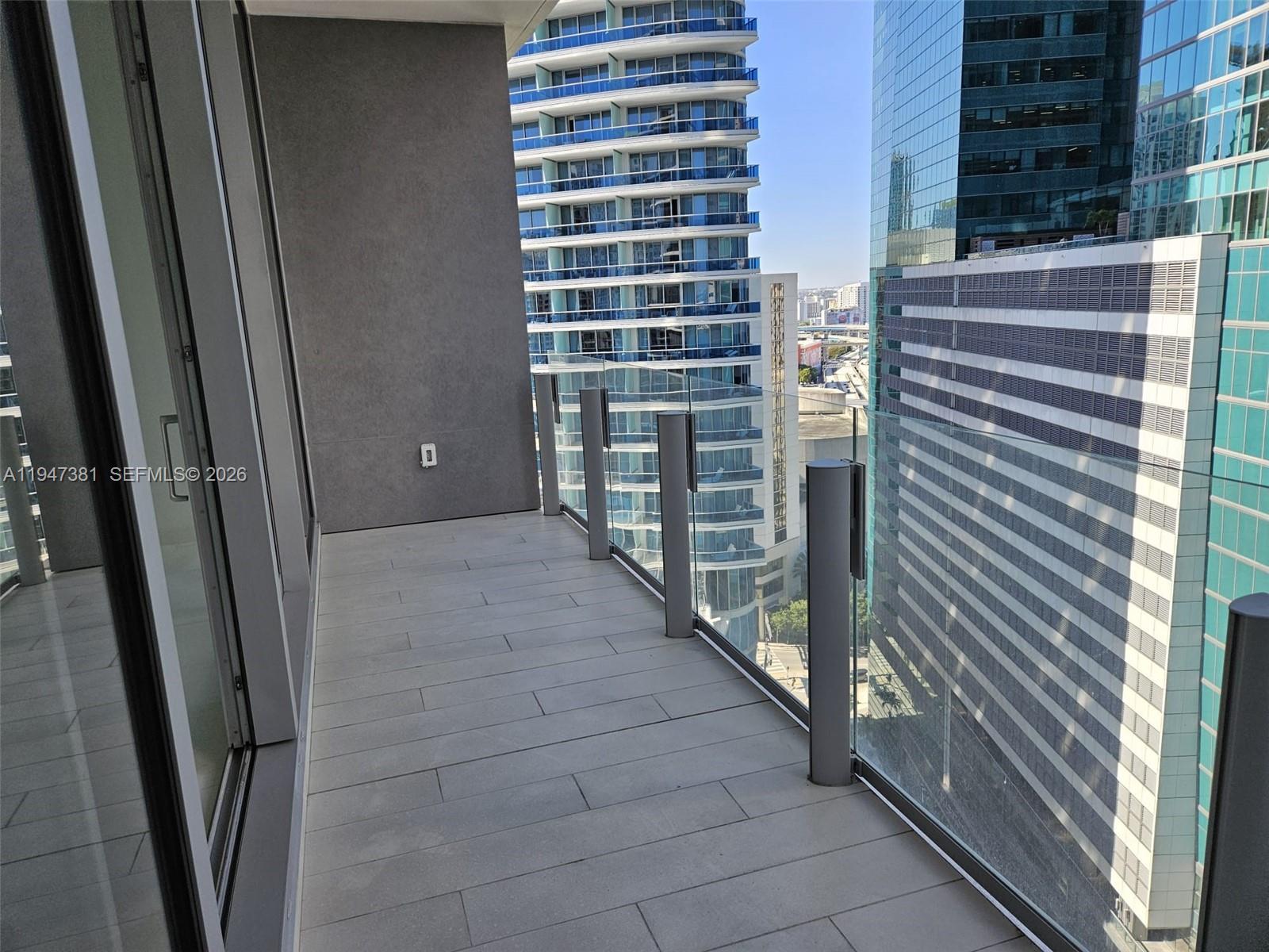 300 Biscayne Blvd Way #2208, Miami FL 33131