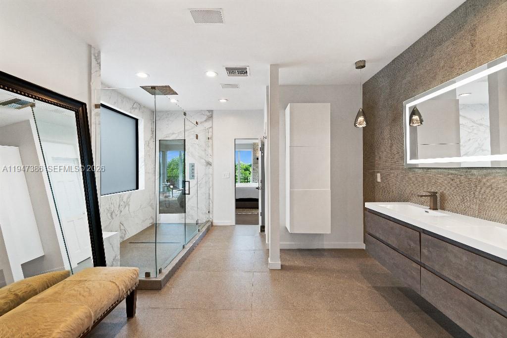 325 Campana Ave, Coral Gables FL 33156