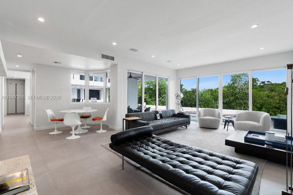 325 Campana Ave, Coral Gables FL 33156