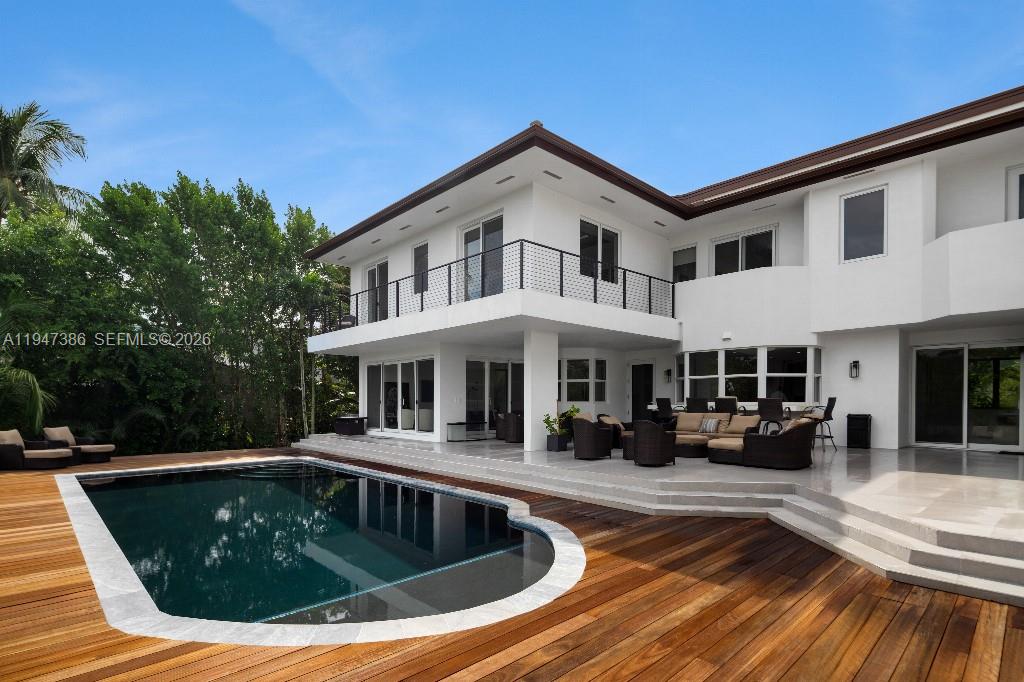 325 Campana Ave, Coral Gables FL 33156