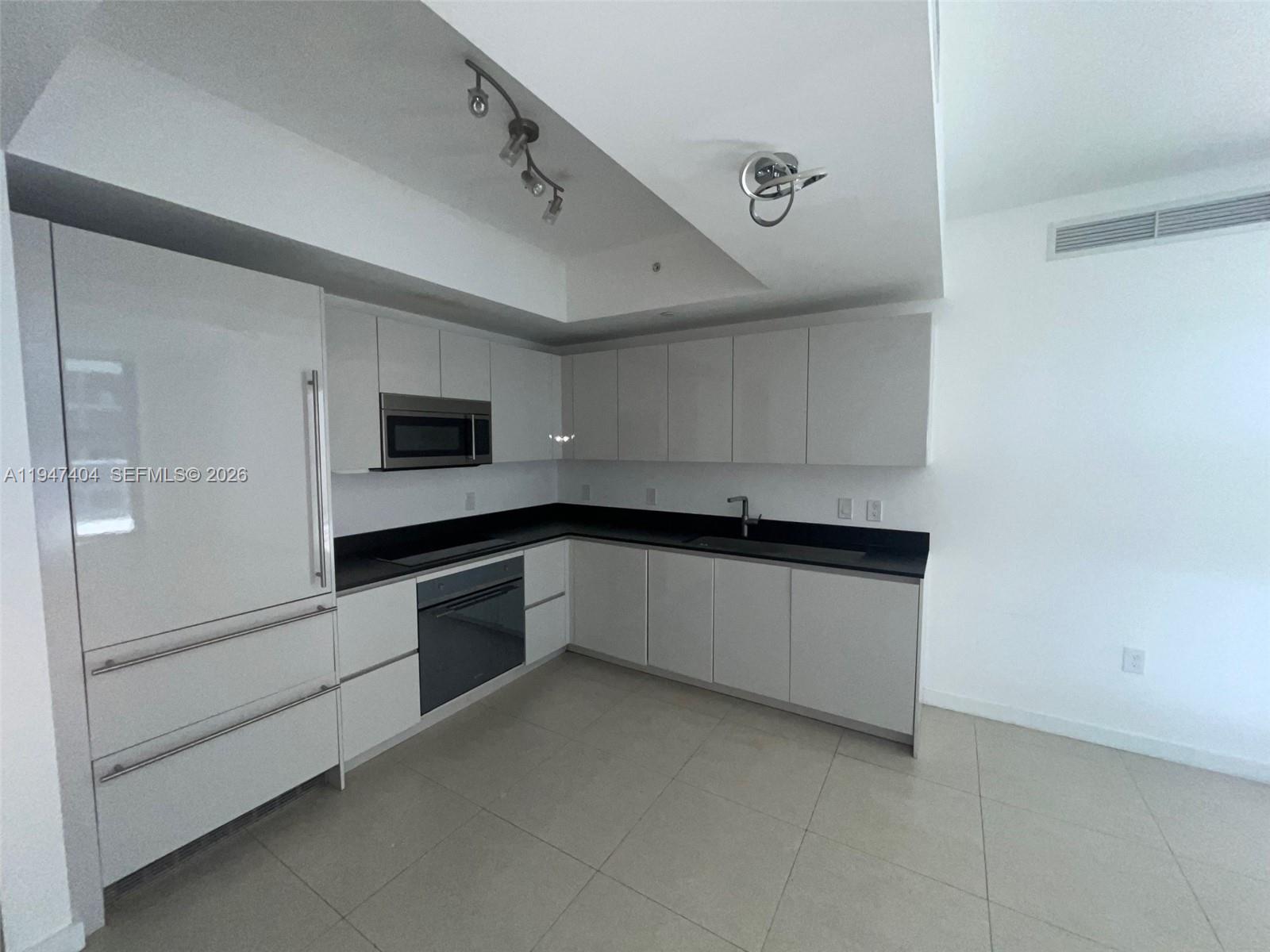 1010 Brickell Ave #2406, Miami FL 33131