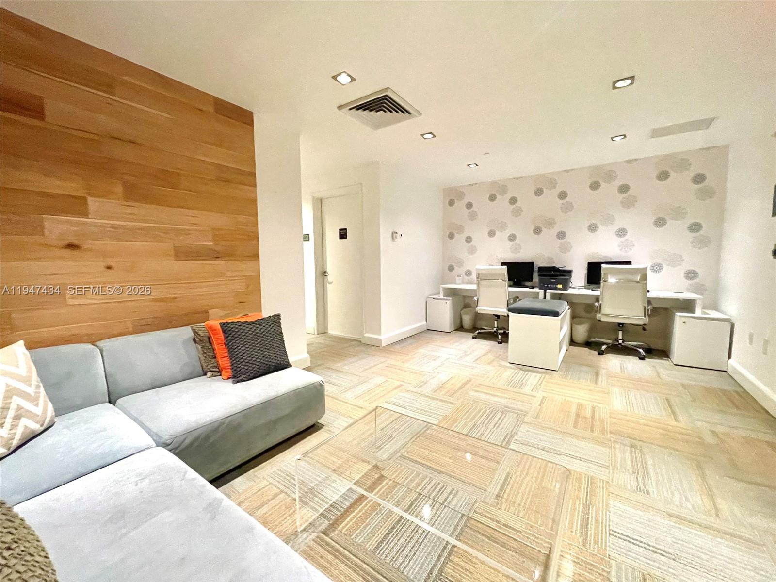 951 Brickell Ave #3309, Miami FL 33131