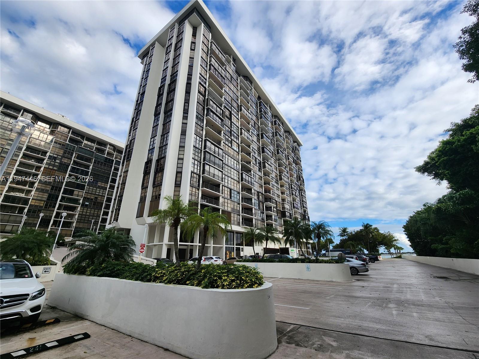 1925 Brickell Ave #1411, Miami FL 33129