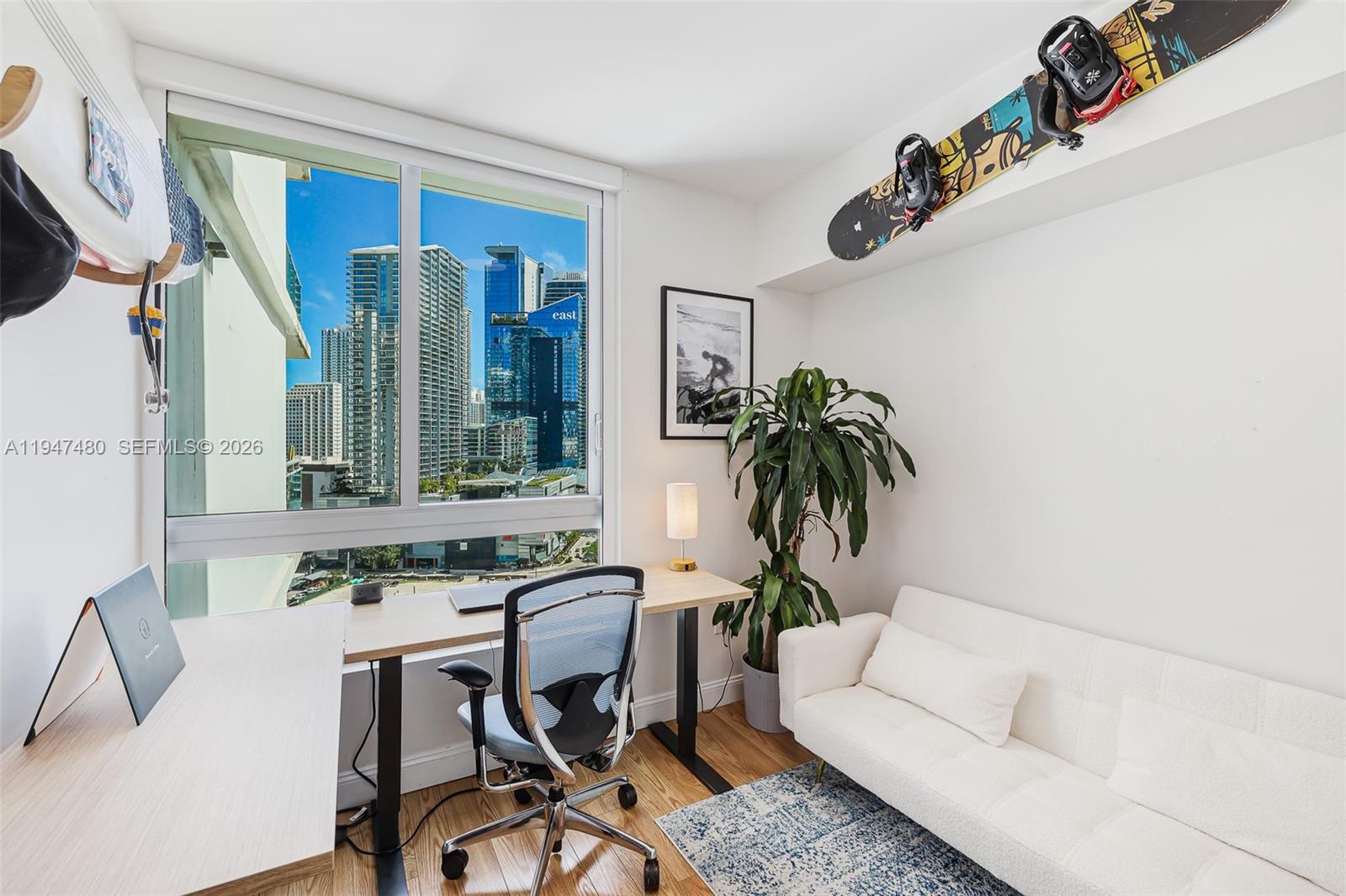 350 S Miami Ave #2104, Miami FL 33130