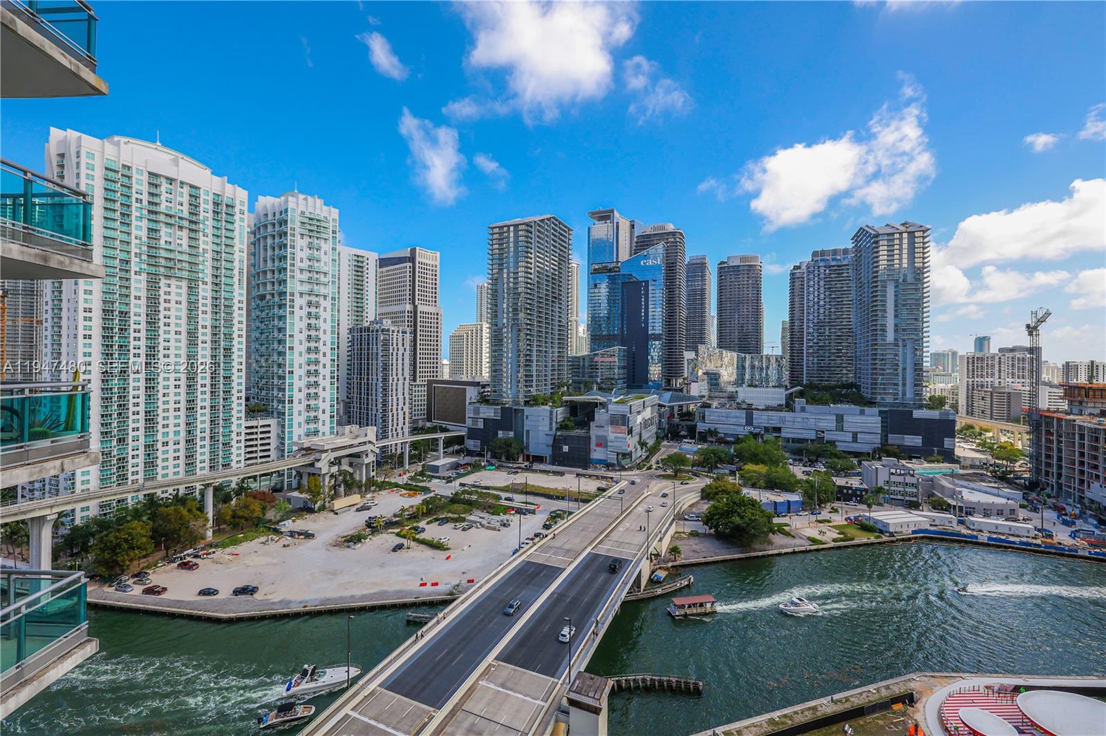 350 S Miami Ave #2104, Miami FL 33130
