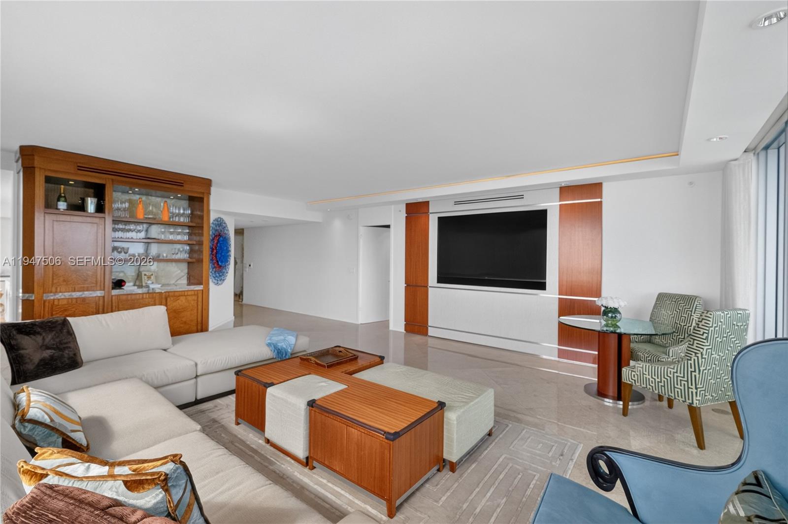 1331 Brickell Bay Dr #3811, Miami FL 33131