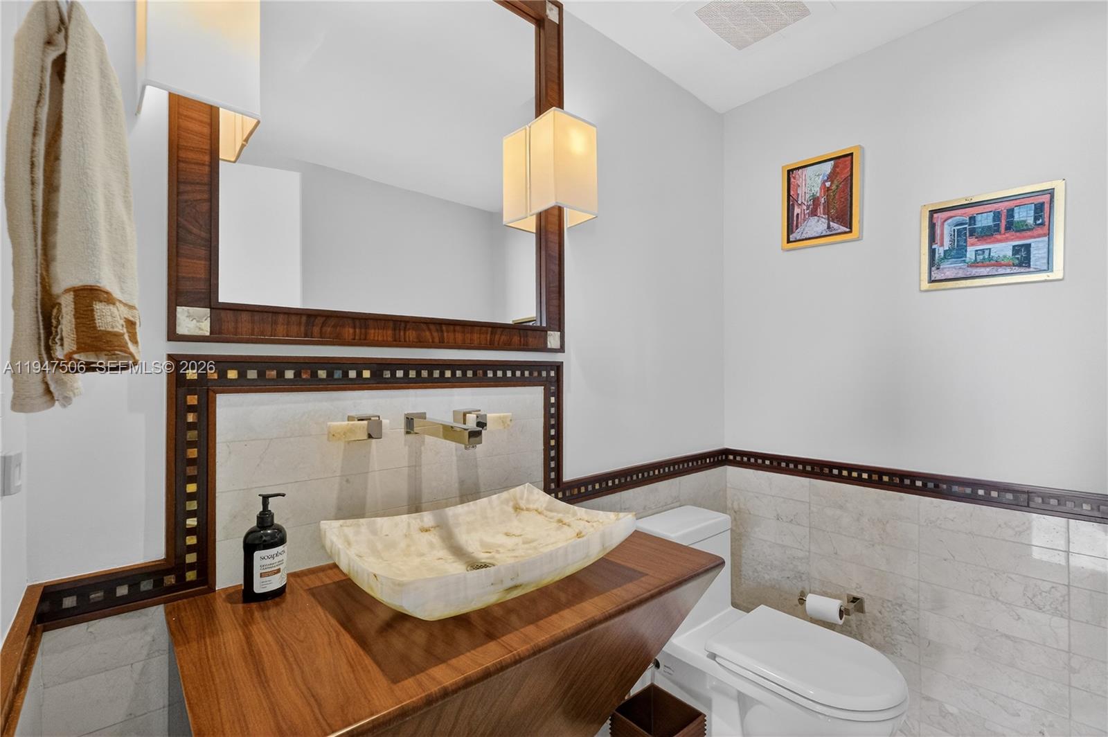 1331 Brickell Bay Dr #3811, Miami FL 33131