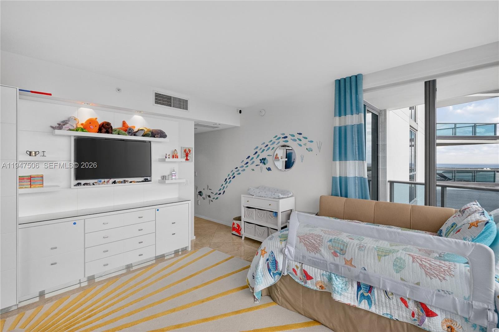 1331 Brickell Bay Dr #3811, Miami FL 33131