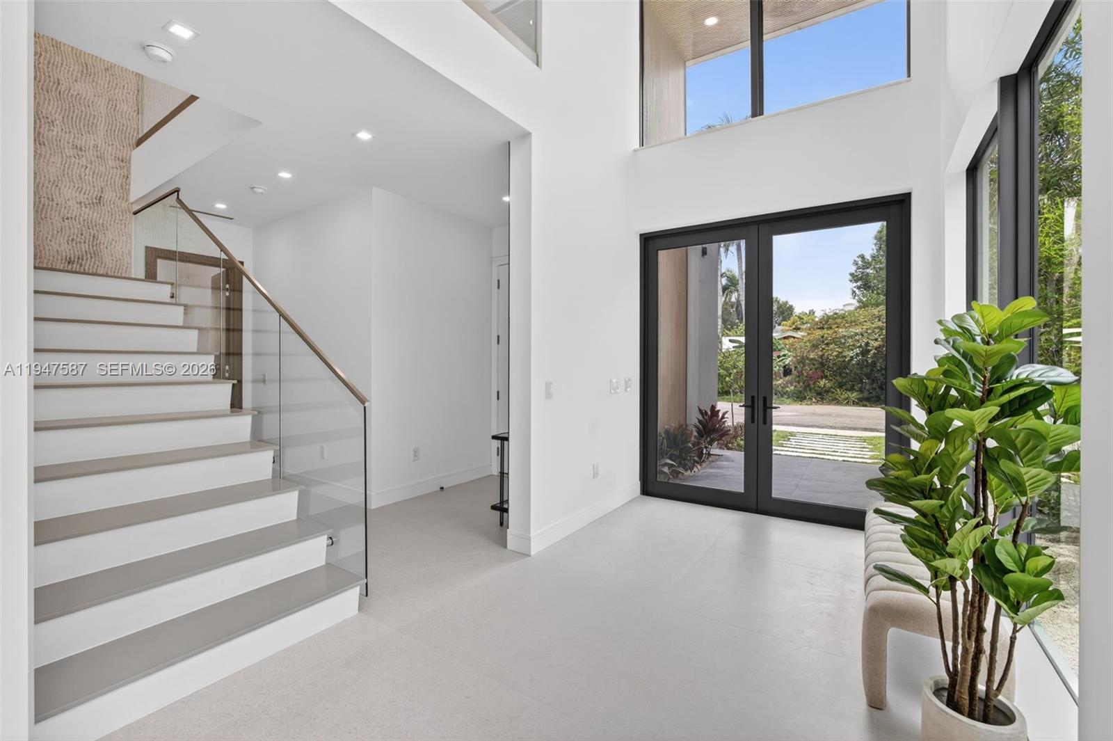 604 SW 7th St, Fort Lauderdale FL 33315