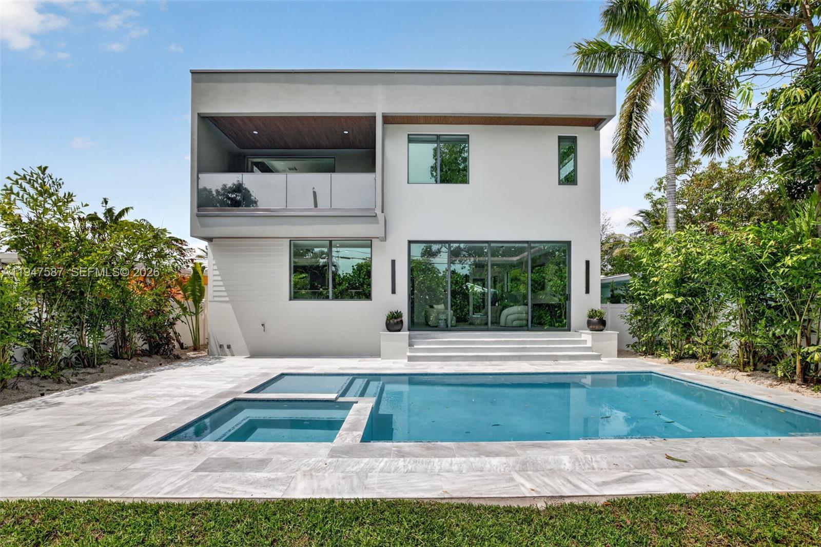 604 SW 7th St, Fort Lauderdale FL 33315
