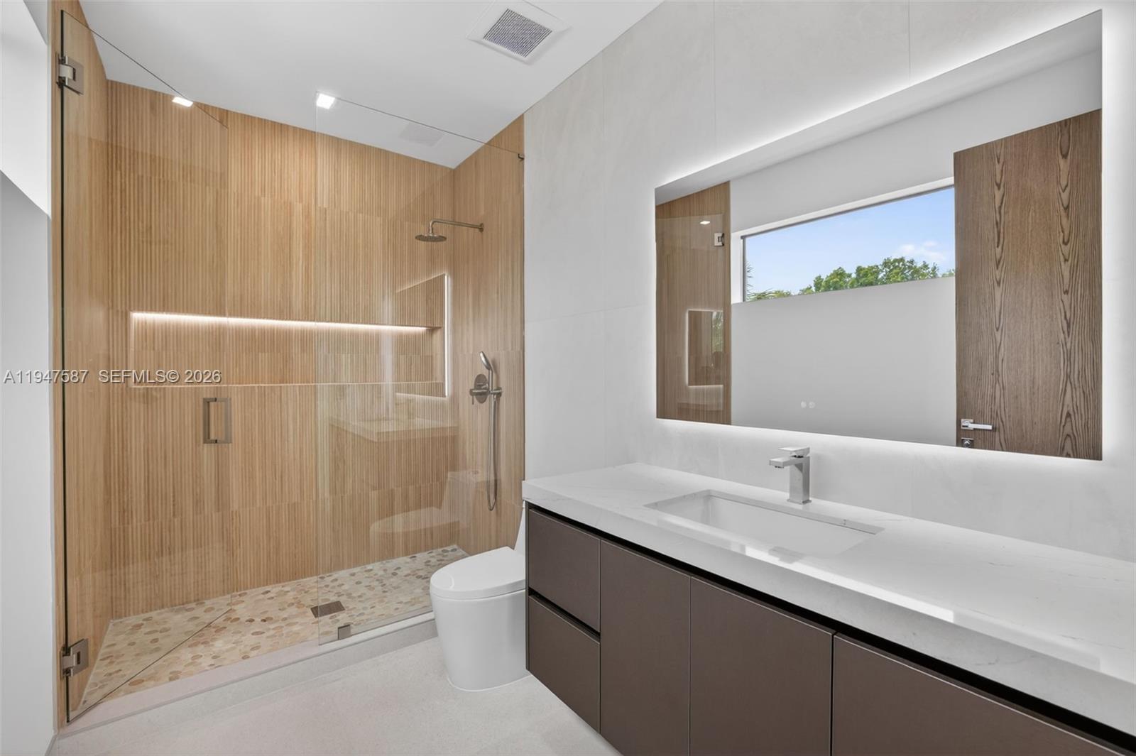 604 SW 7th St, Fort Lauderdale FL 33315