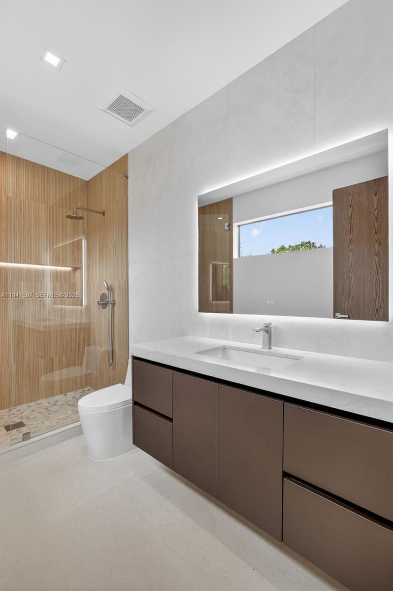 604 SW 7th St, Fort Lauderdale FL 33315