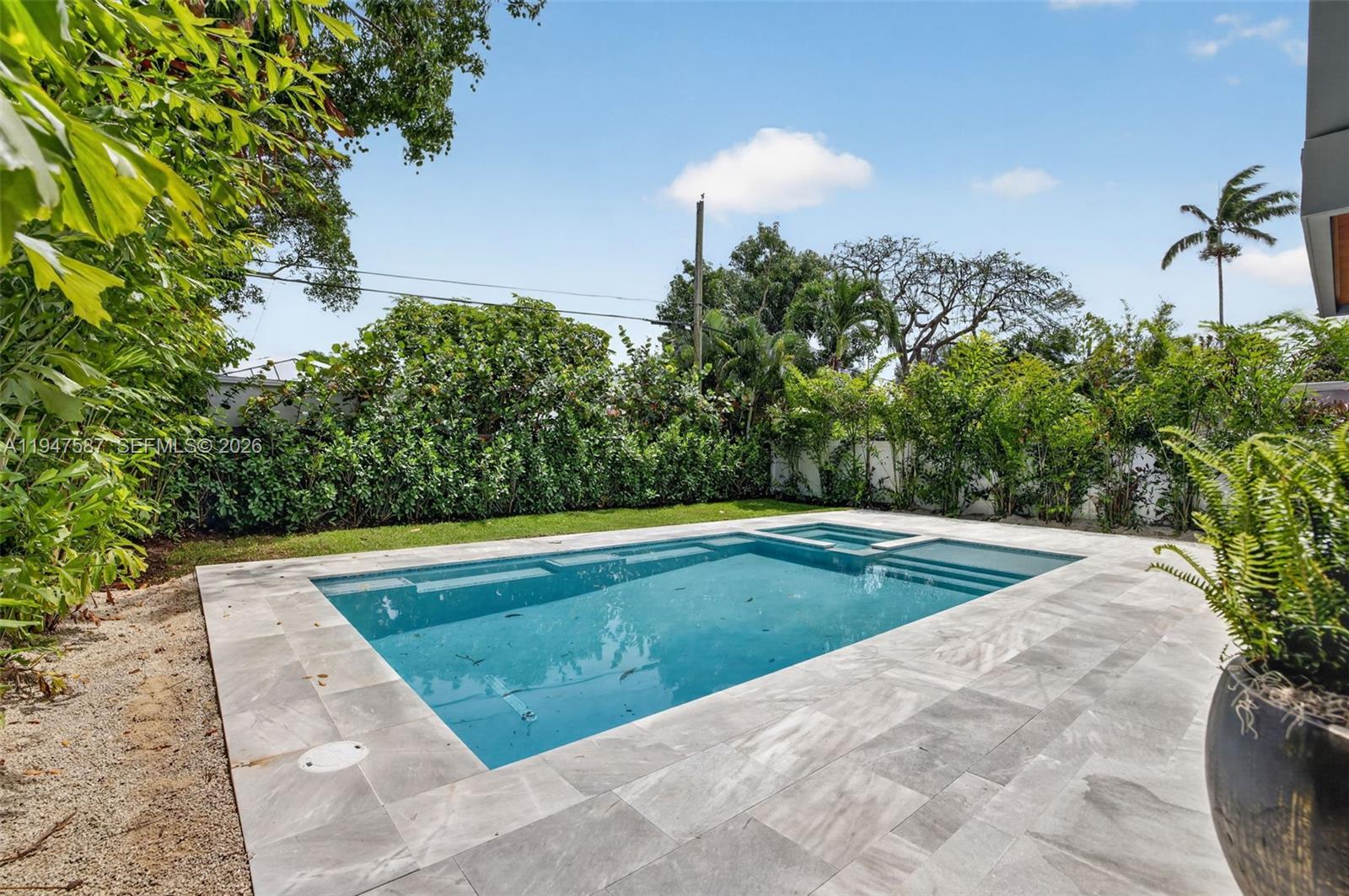 604 SW 7th St, Fort Lauderdale FL 33315