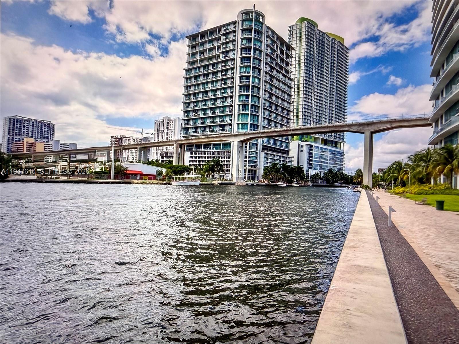 92 SW 3rd St #4709, Miami FL 33130