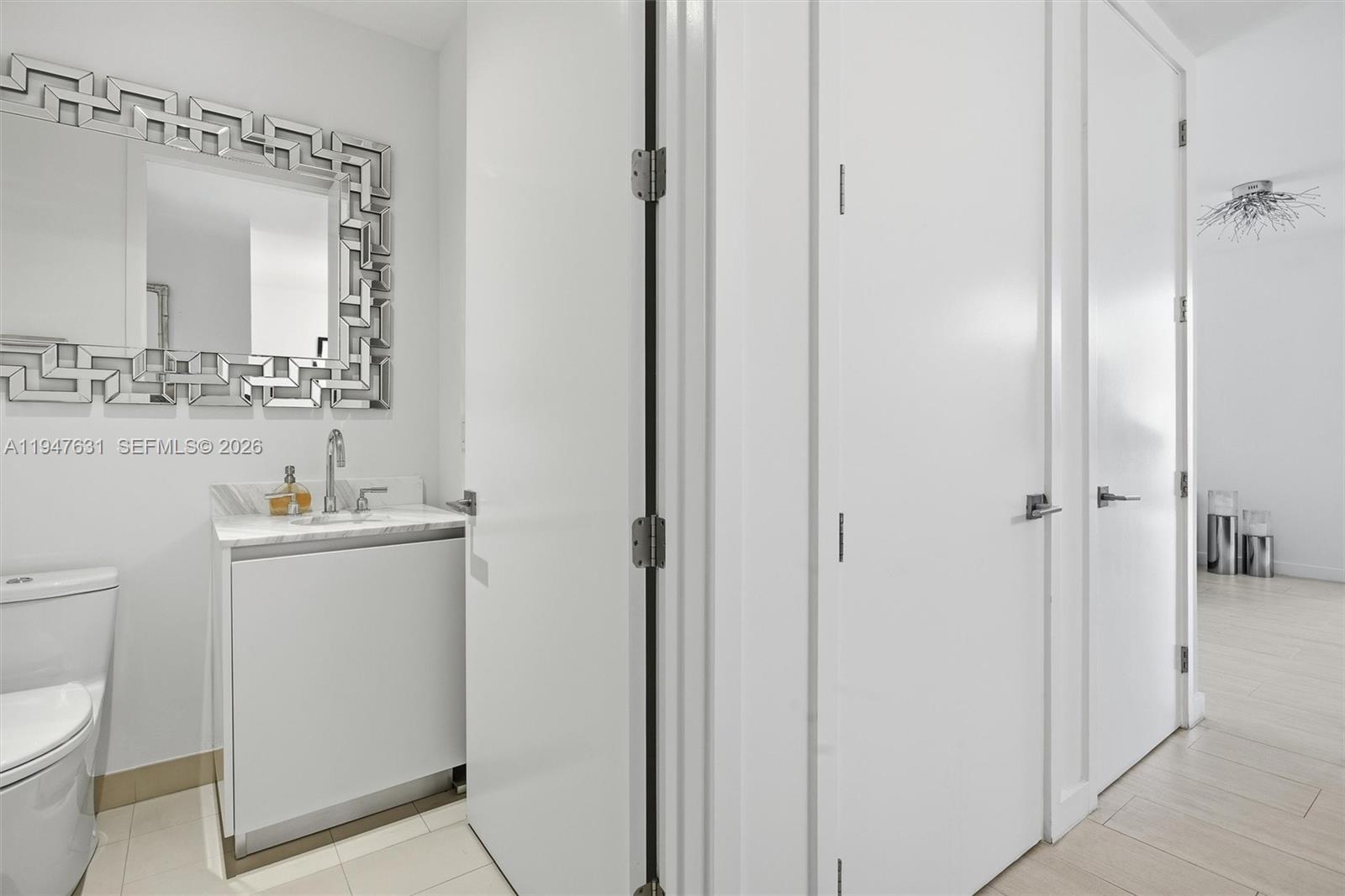 2831 S BAYSHORE DR #501, Miami FL 33133