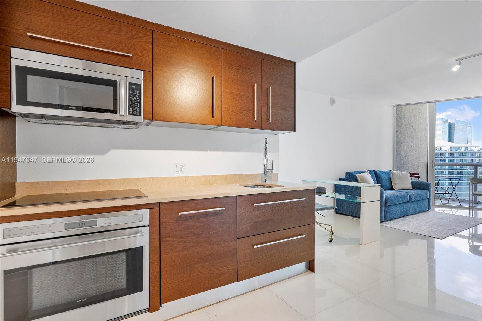 475 Brickell Ave #5208, Miami FL 33131