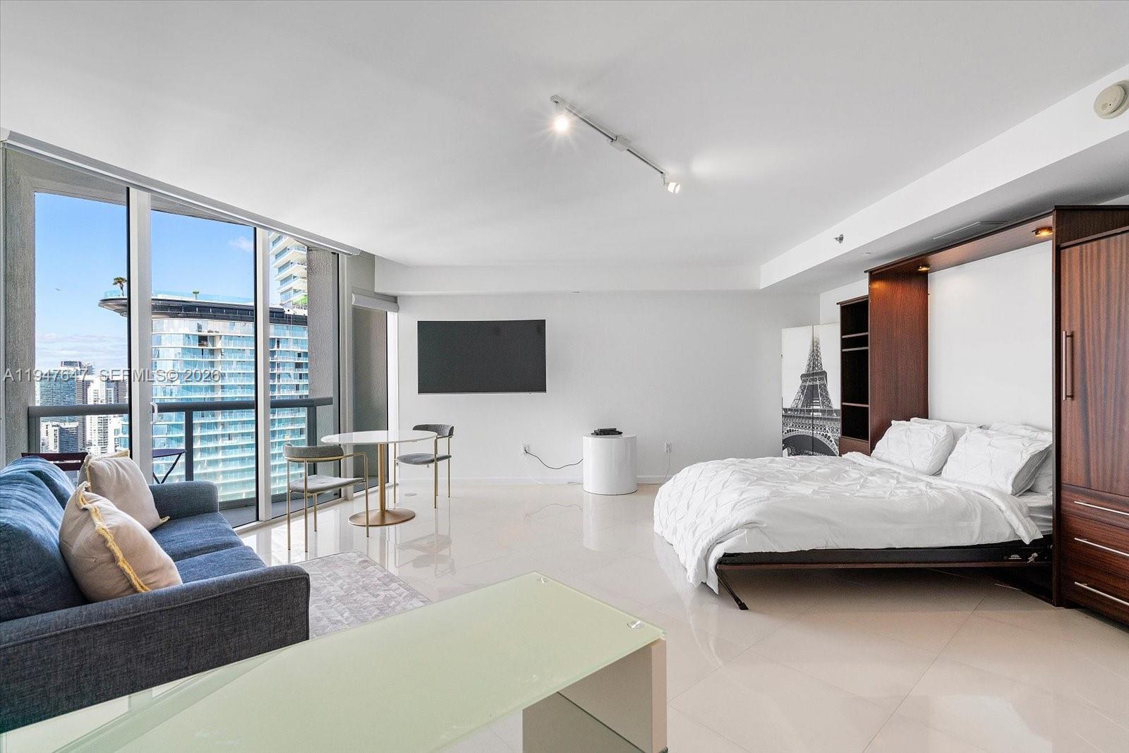 475 Brickell Ave #5208, Miami FL 33131