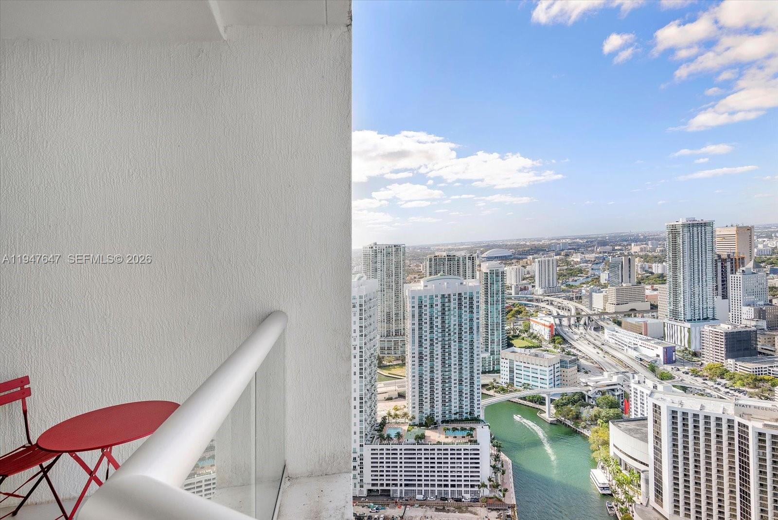 475 Brickell Ave #5208, Miami FL 33131