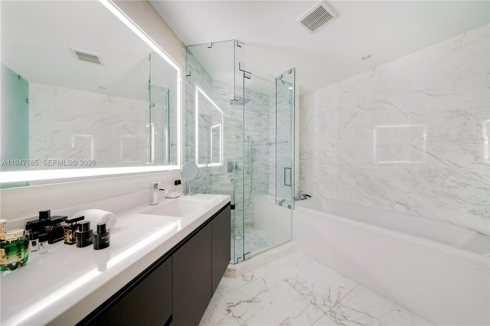 851 NE 1st Ave #3408, Miami FL 33132