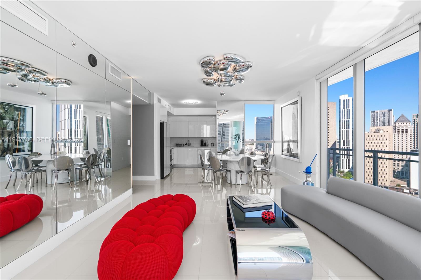 90 SW 3rd St #2204, Miami FL 33130