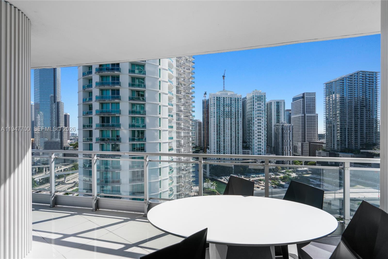 90 SW 3rd St #2204, Miami FL 33130