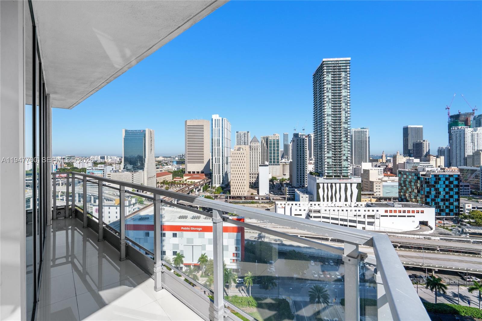 90 SW 3rd St #2204, Miami FL 33130