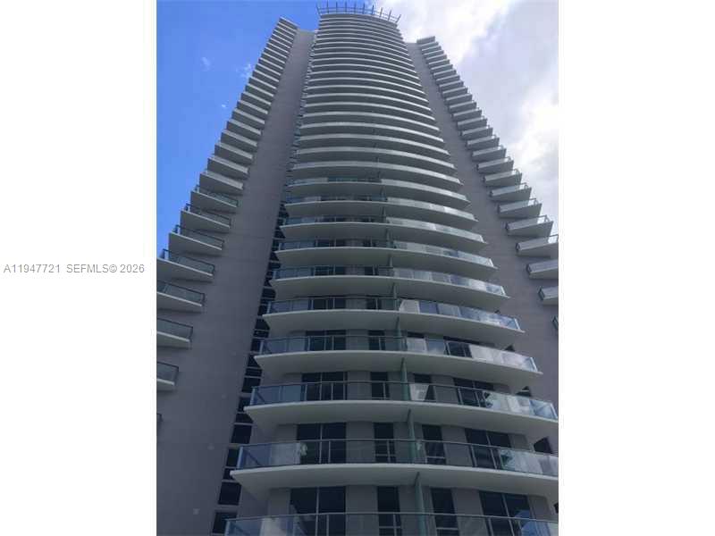 1100 S MIAMI AV #3211, Miami FL 33130