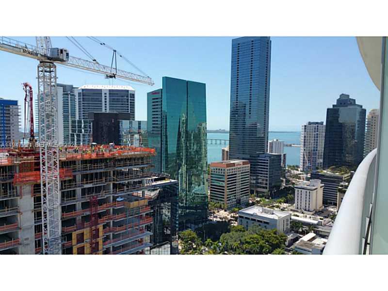 1100 S MIAMI AV #3211, Miami FL 33130