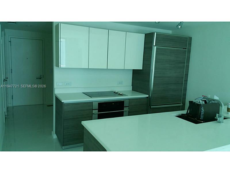 1100 S MIAMI AV #3211, Miami FL 33130
