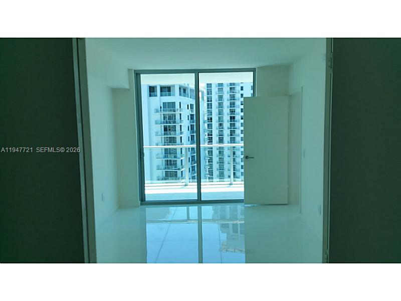 1100 S MIAMI AV #3211, Miami FL 33130