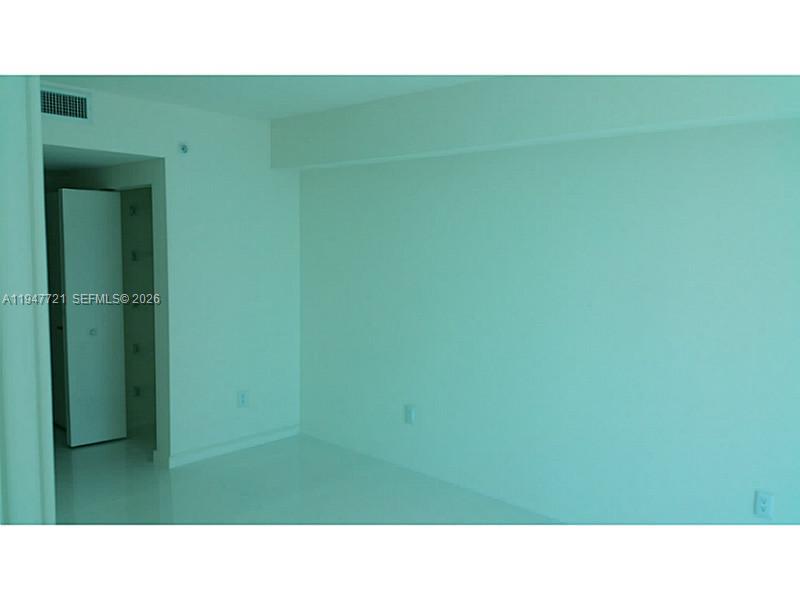 1100 S MIAMI AV #3211, Miami FL 33130
