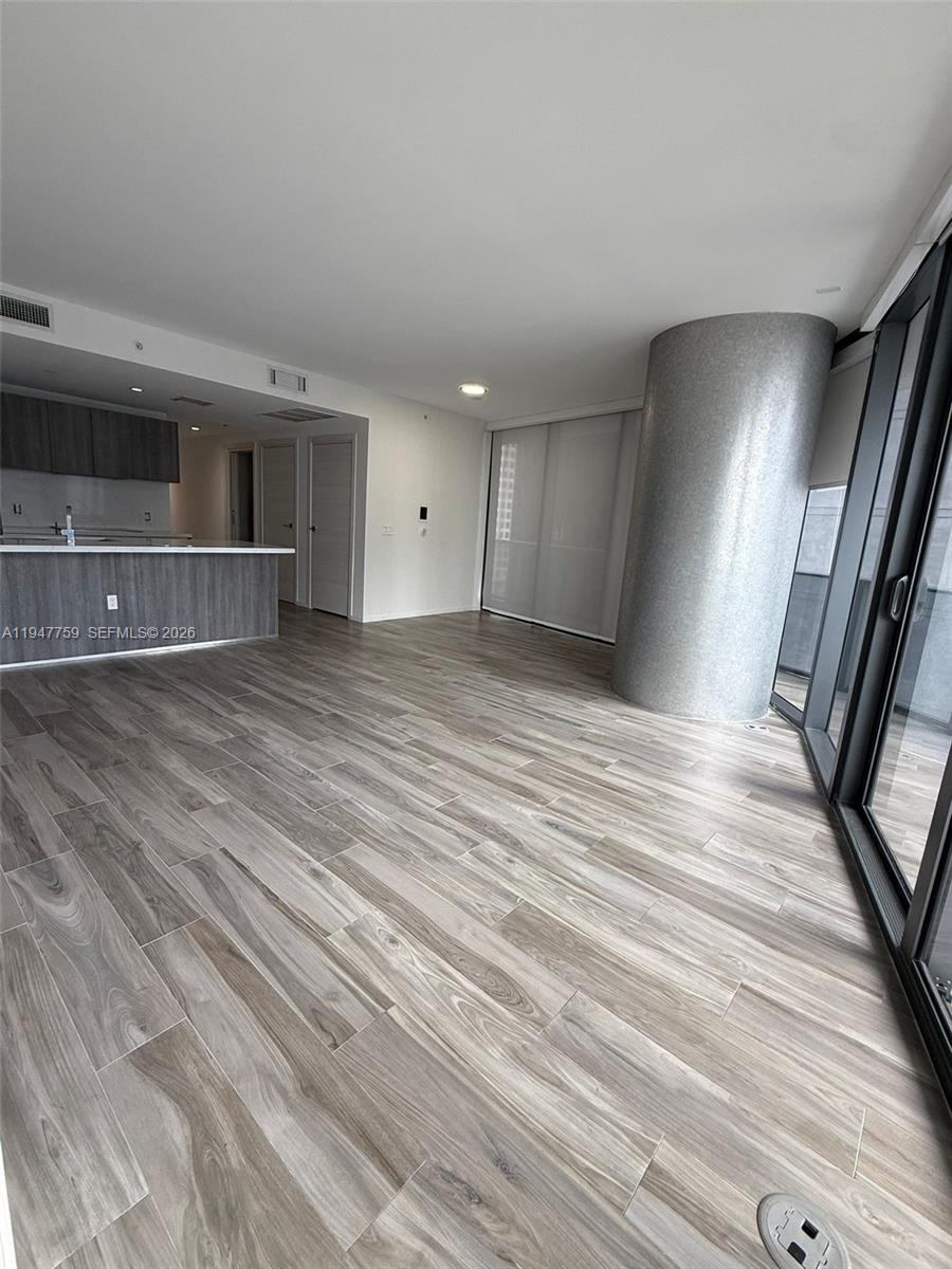801 S Miami Ave #1804, Miami FL 33130
