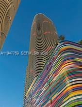 801 S Miami Ave #1804, Miami FL 33130