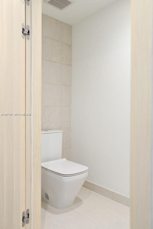 1000 Brickell Plz #3409, Miami FL 33131