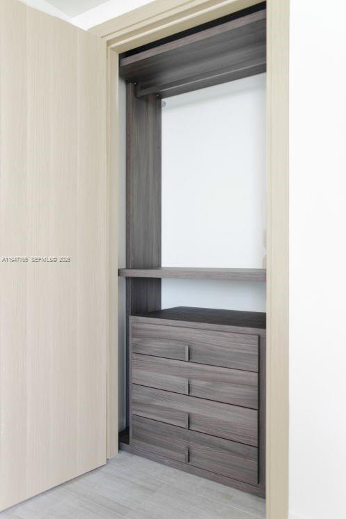 1000 Brickell Plz #3409, Miami FL 33131