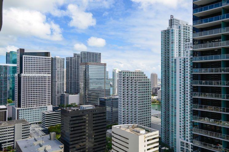 1000 Brickell Plz #3409, Miami FL 33131