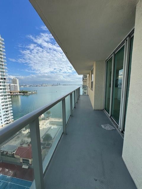 1155 Brickell Bay Dr #1802, Miami FL 33131