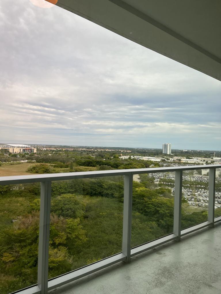 2000 Metropica Way #1602, Sunrise FL 33323