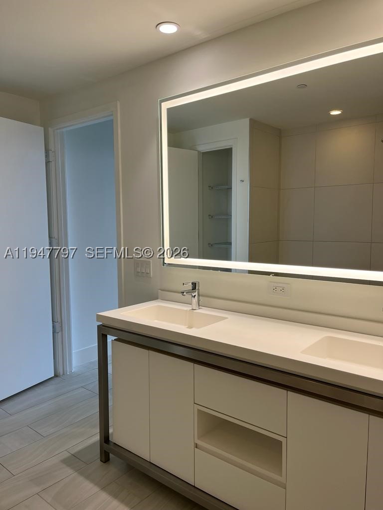 2000 Metropica Way #1602, Sunrise FL 33323