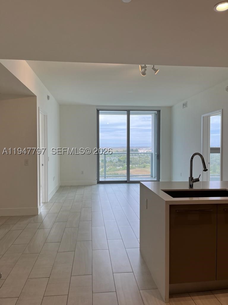 2000 Metropica Way #1602, Sunrise FL 33323