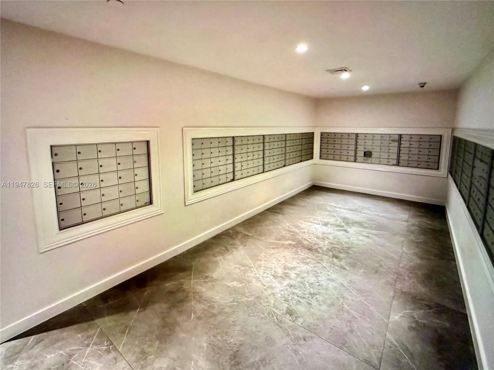 350 S Miami Ave #2912, Miami FL 33130