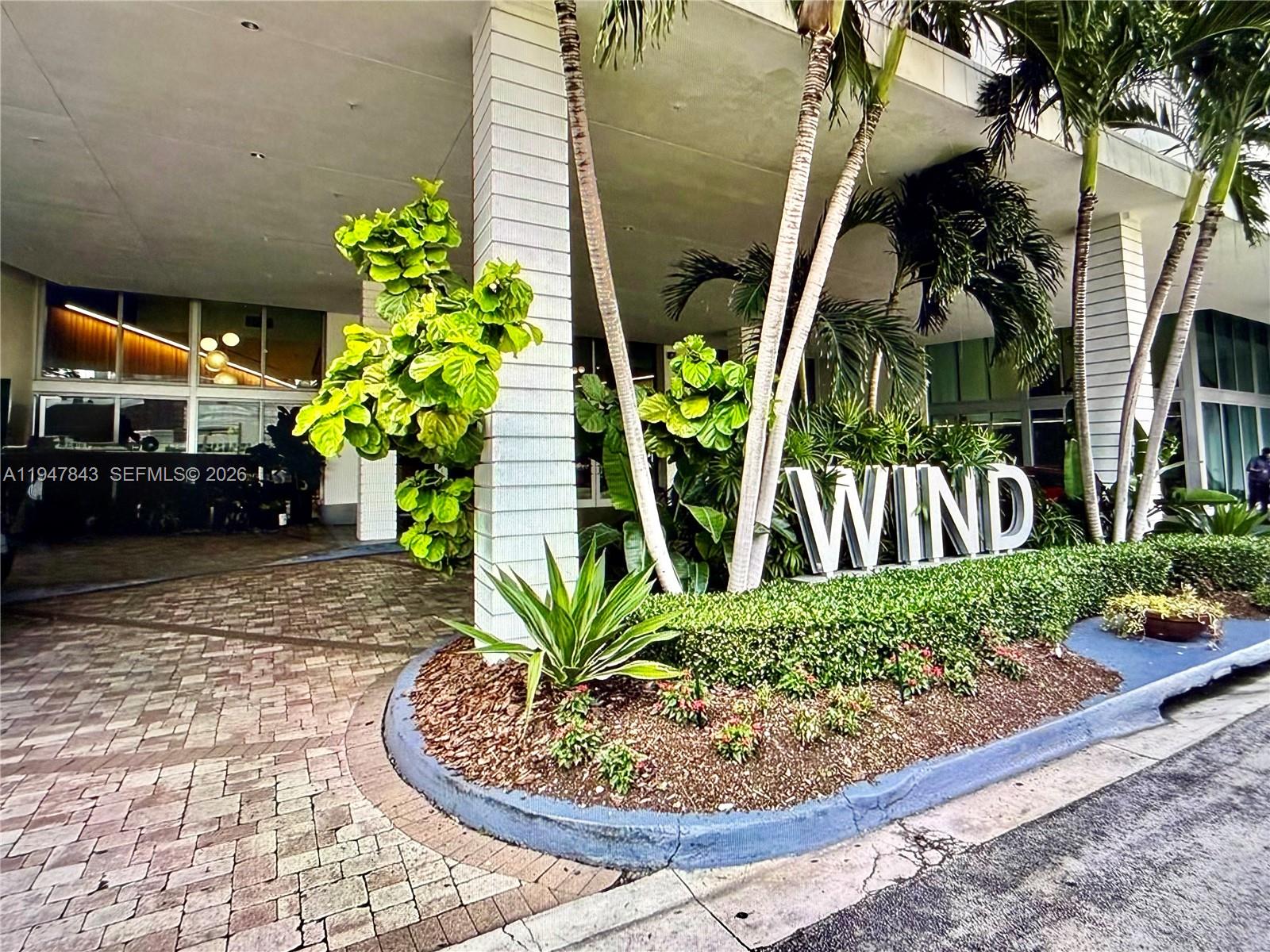 350 S Miami Ave #3008, Miami FL 33130