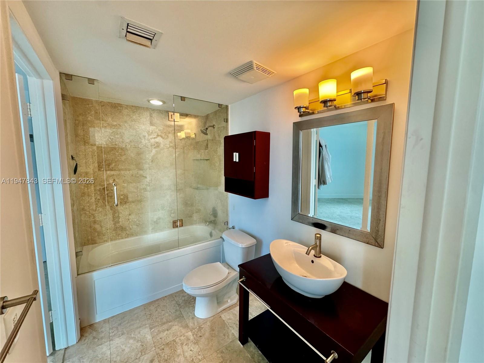 350 S Miami Ave #3008, Miami FL 33130