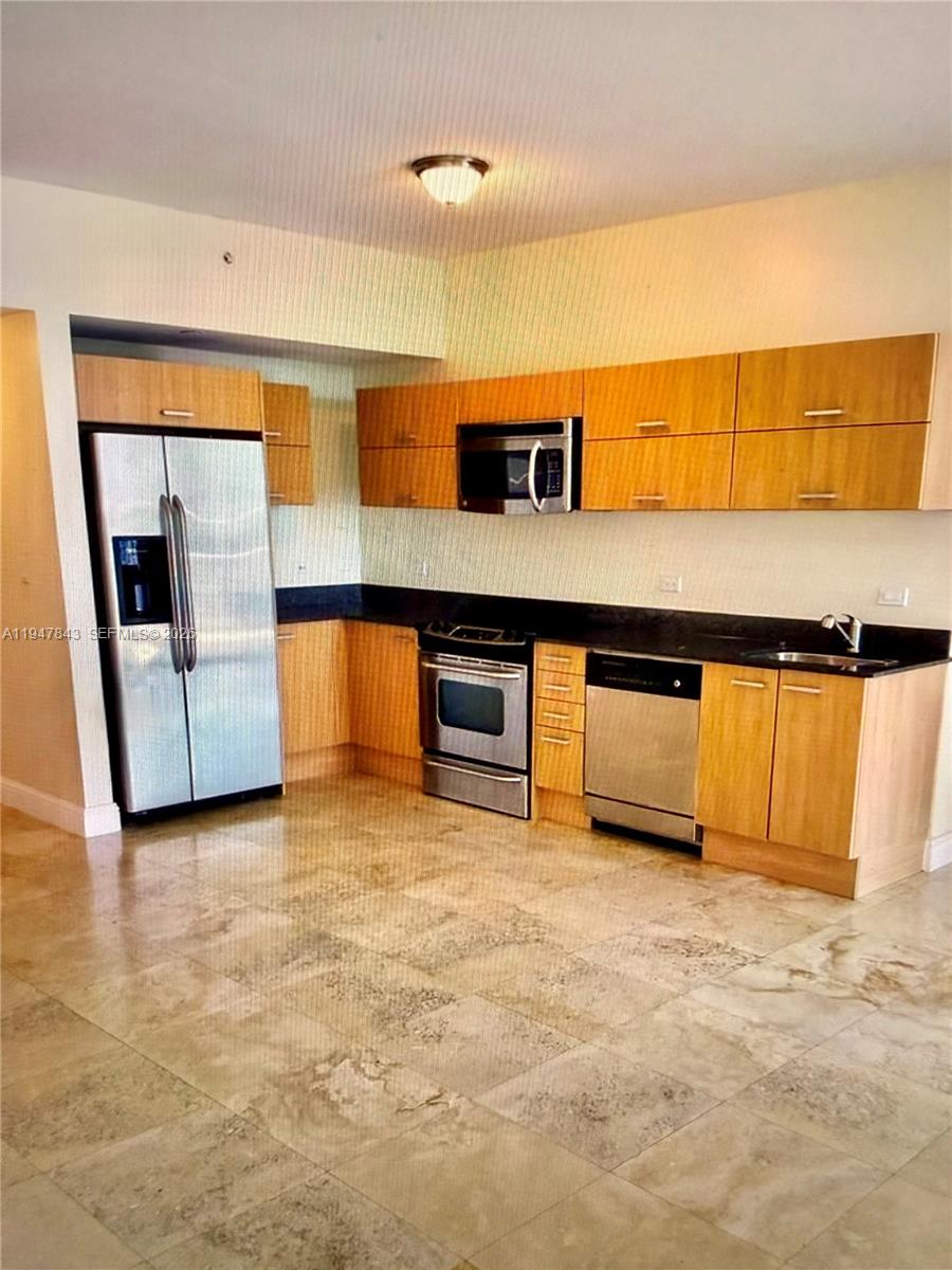 350 S Miami Ave #3008, Miami FL 33130