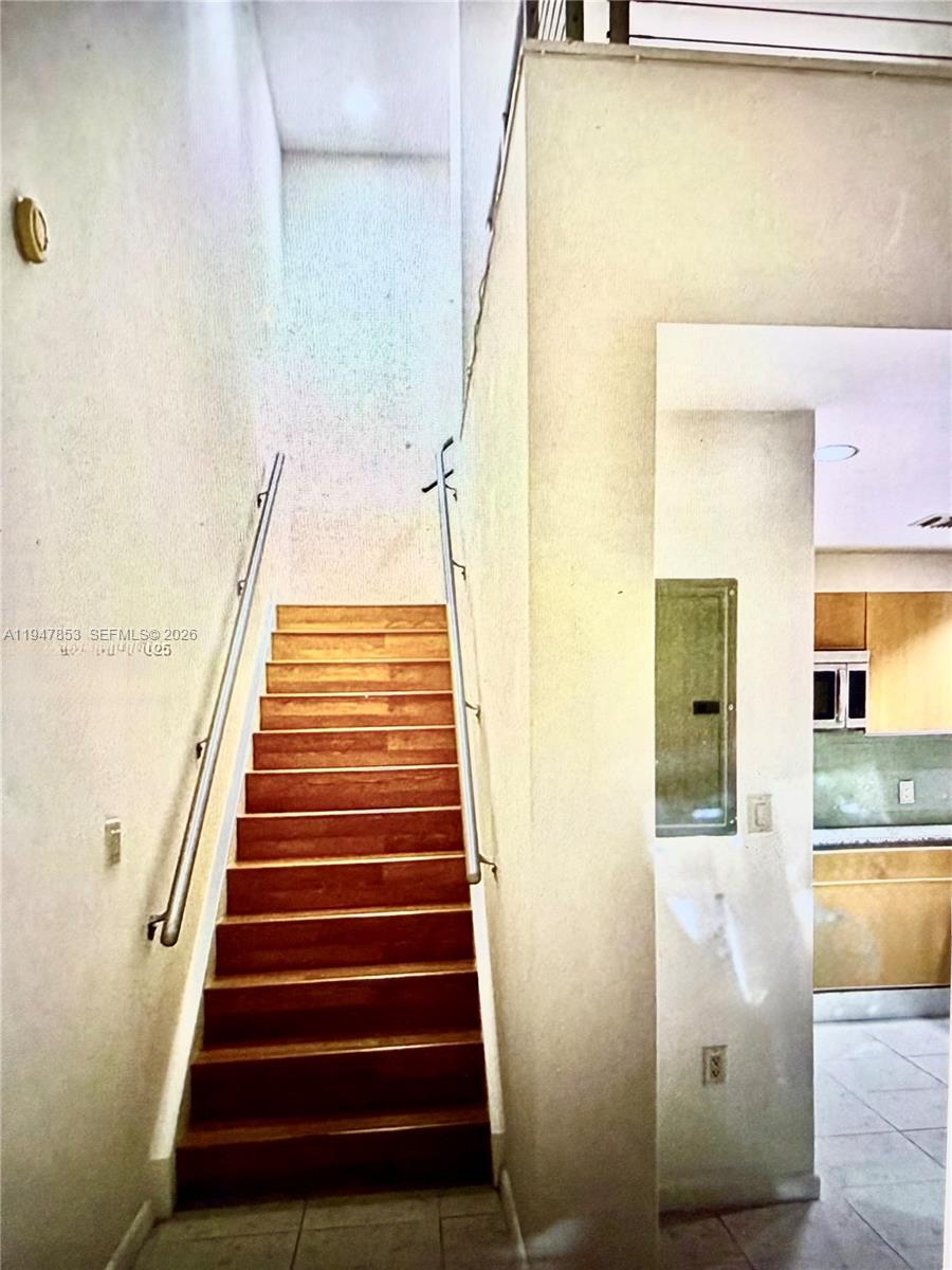 1050 Brickell Ave #1816, Miami FL 33131