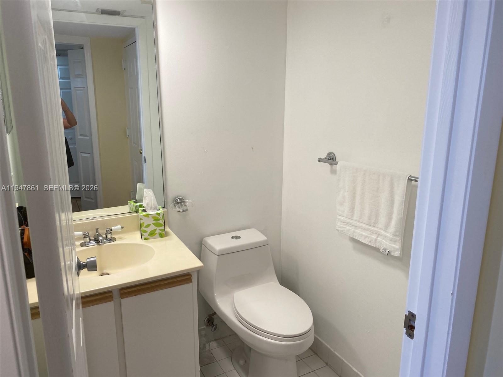 540 Brickell Key Dr #705, Miami FL 33131